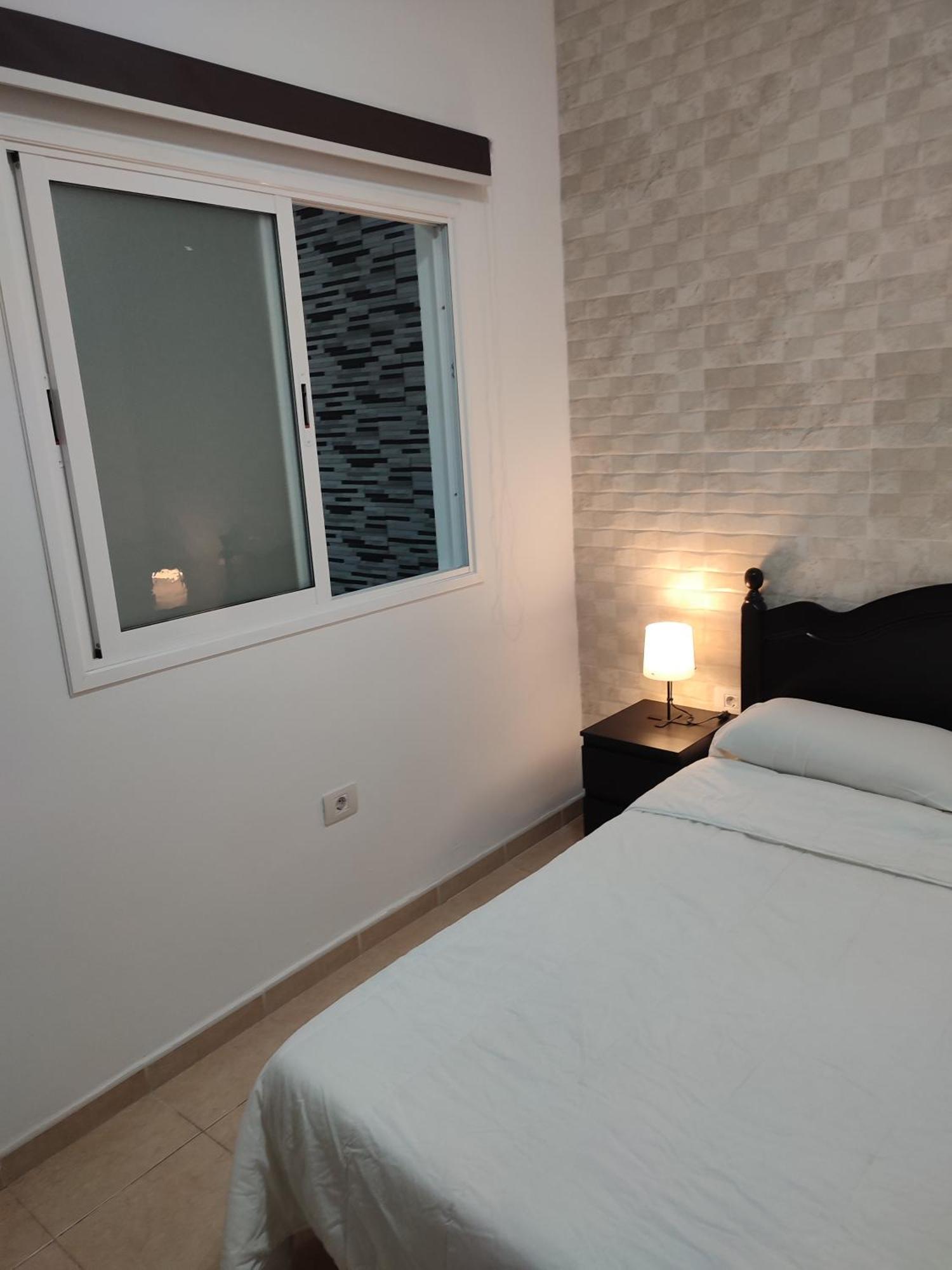 Habitacion Matrimonial En Casa Compartida La Laguna  Ngoại thất bức ảnh